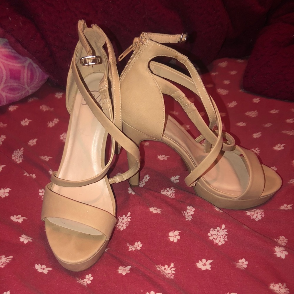 Heels📌